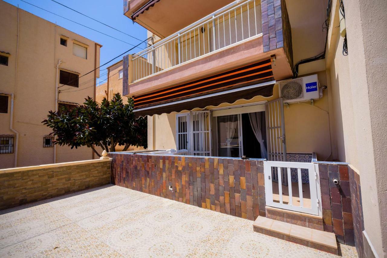 Playa La Mata - Apartamento "Limonka" Eksteriør billede