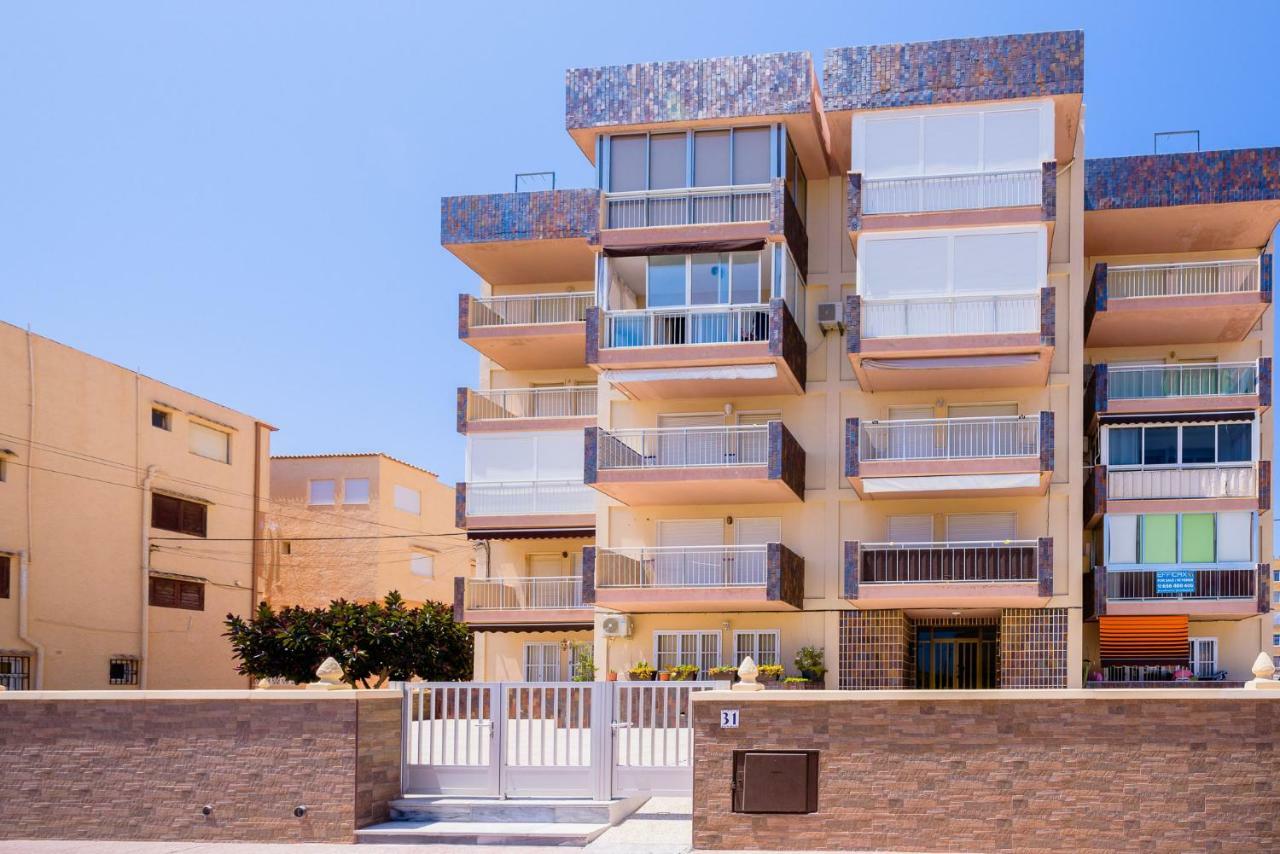 Playa La Mata - Apartamento "Limonka" Eksteriør billede