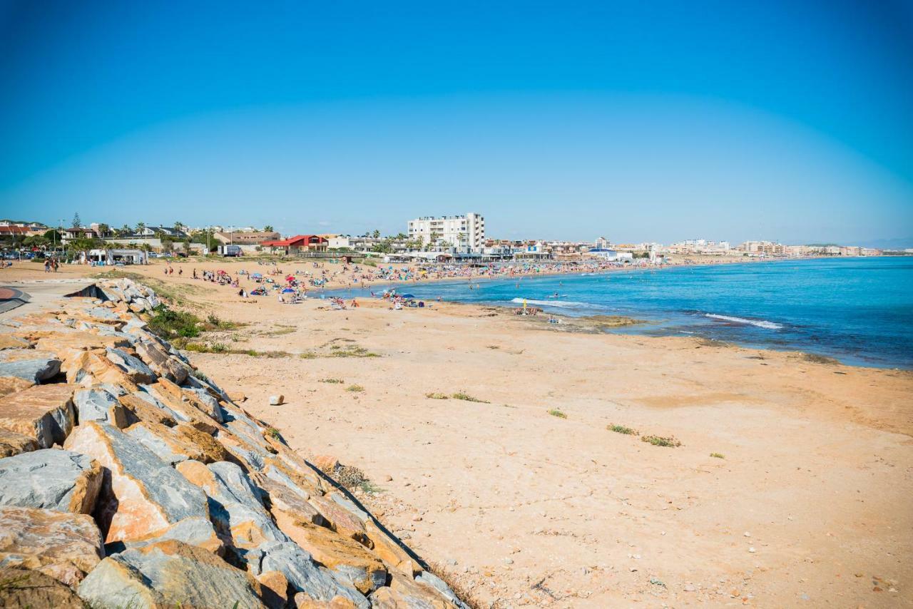 Playa La Mata - Apartamento "Limonka" Eksteriør billede